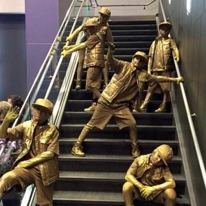 Meet your Posher, Lorraine